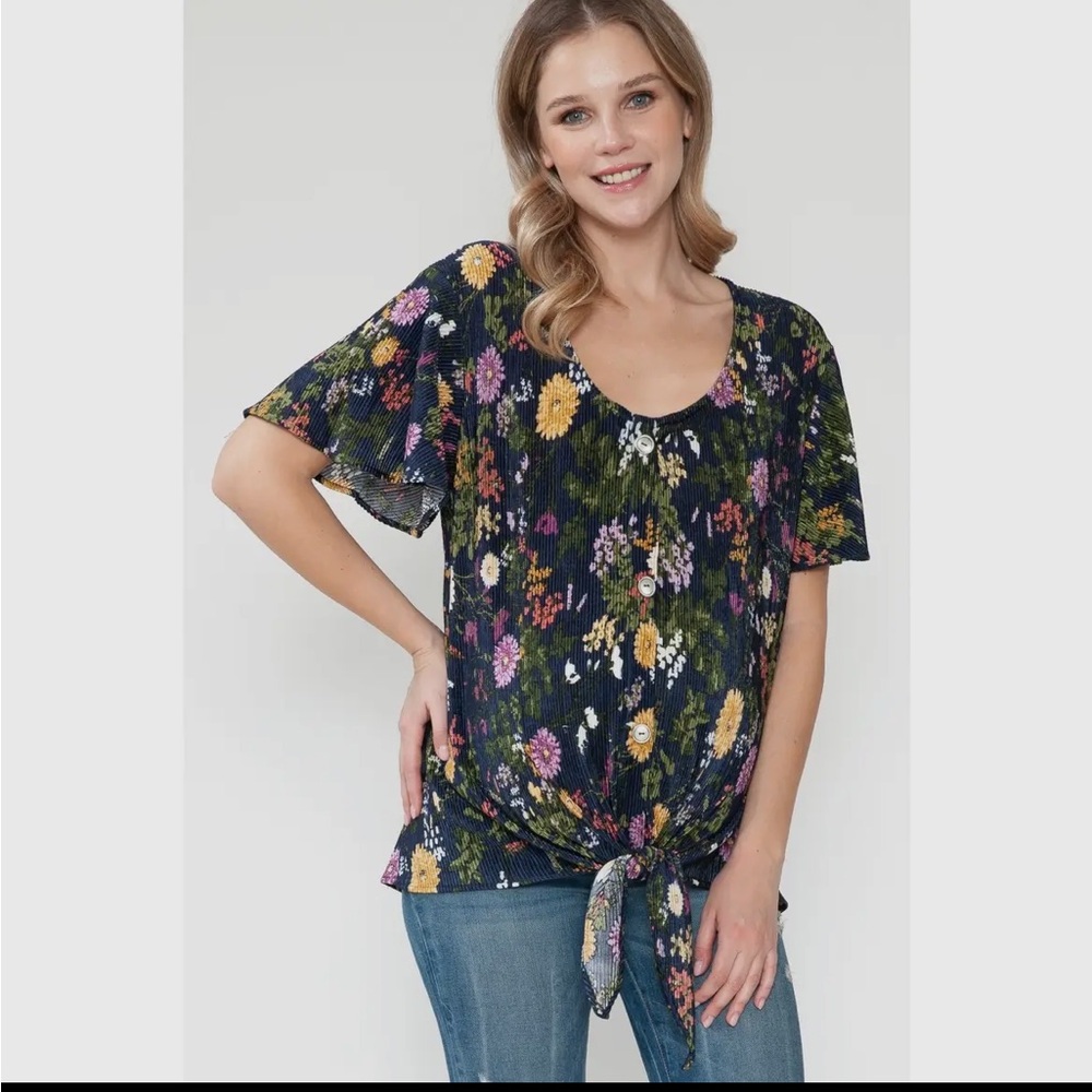 New maternity tops